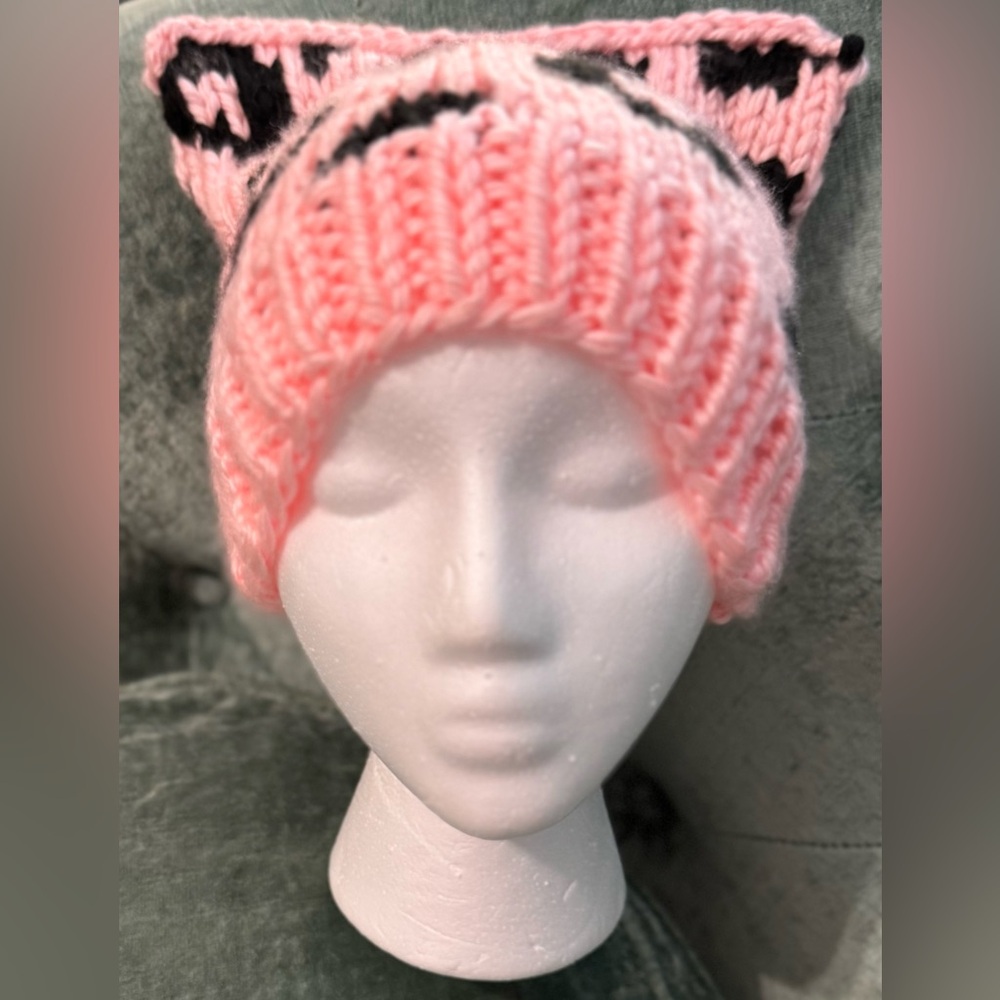 Handmade Hand Crafted Knit Leopard Print Cat Hat Pink and Black - Picture 9 of 11